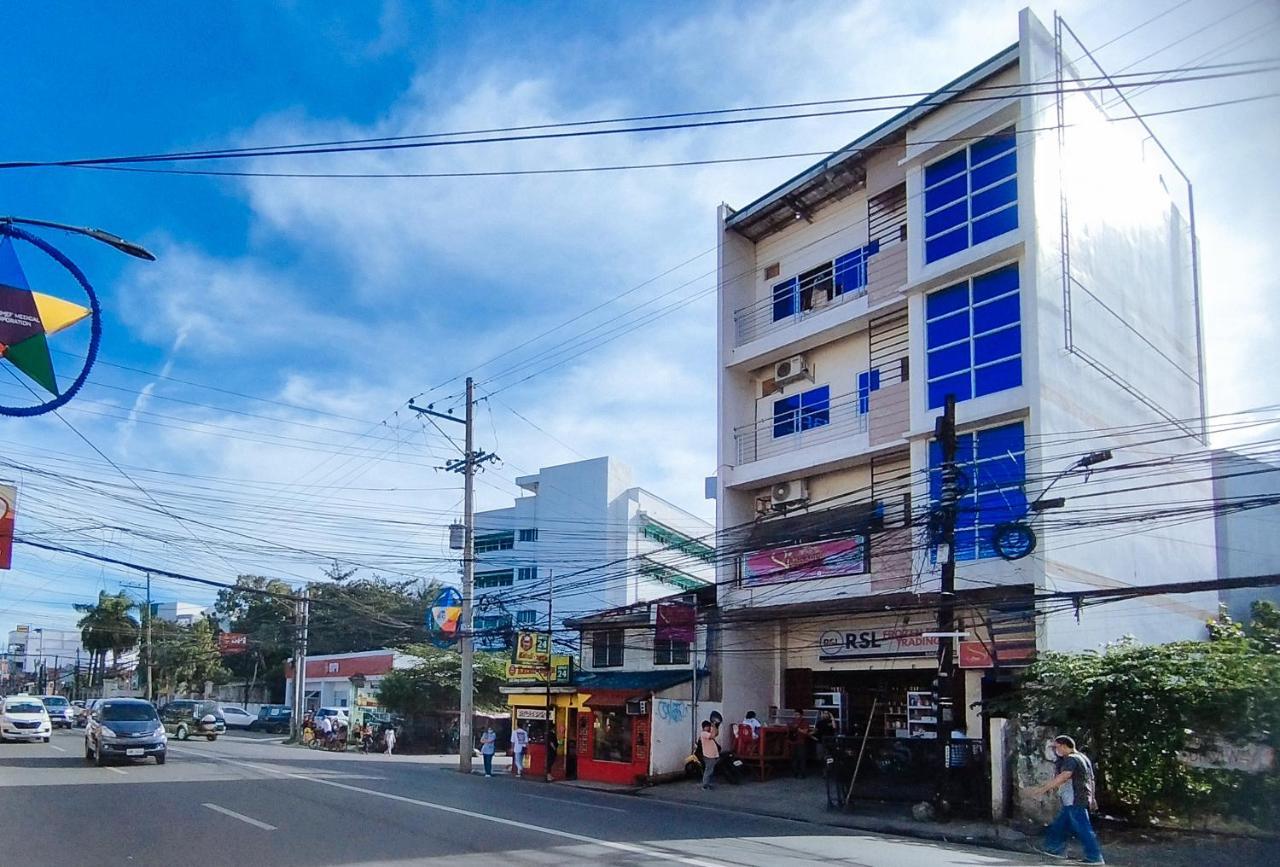 Hotel Reddoorz @ Rsl Transient House Iloilo Extérieur photo